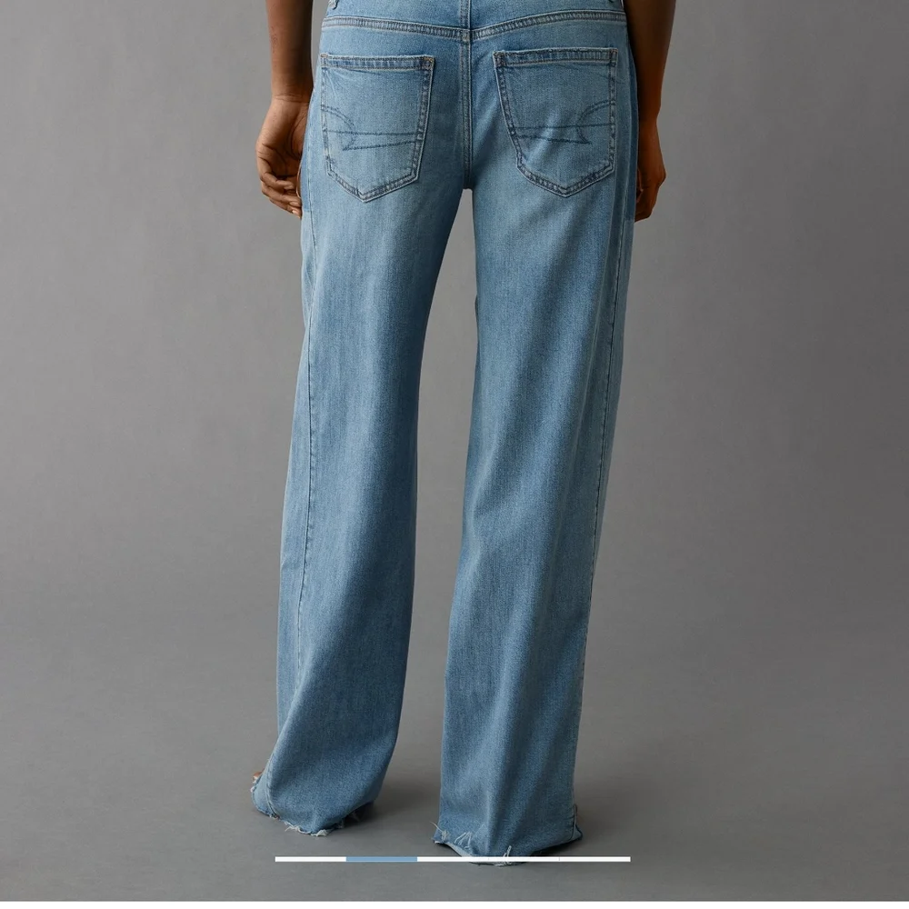 American Eagle Dreamy Drape STRETCH Patchwork Low-rise Baggy Jeans.   10 Short. - Picture 3 of 14